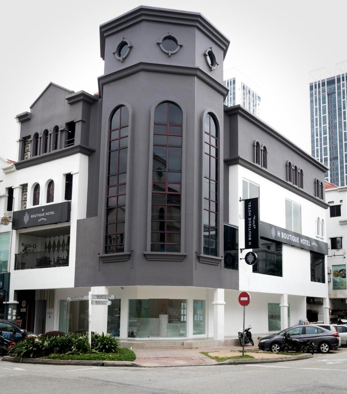 H Boutique Hotel Xplorer Kota Damansara Petaling Jaya Esterno foto